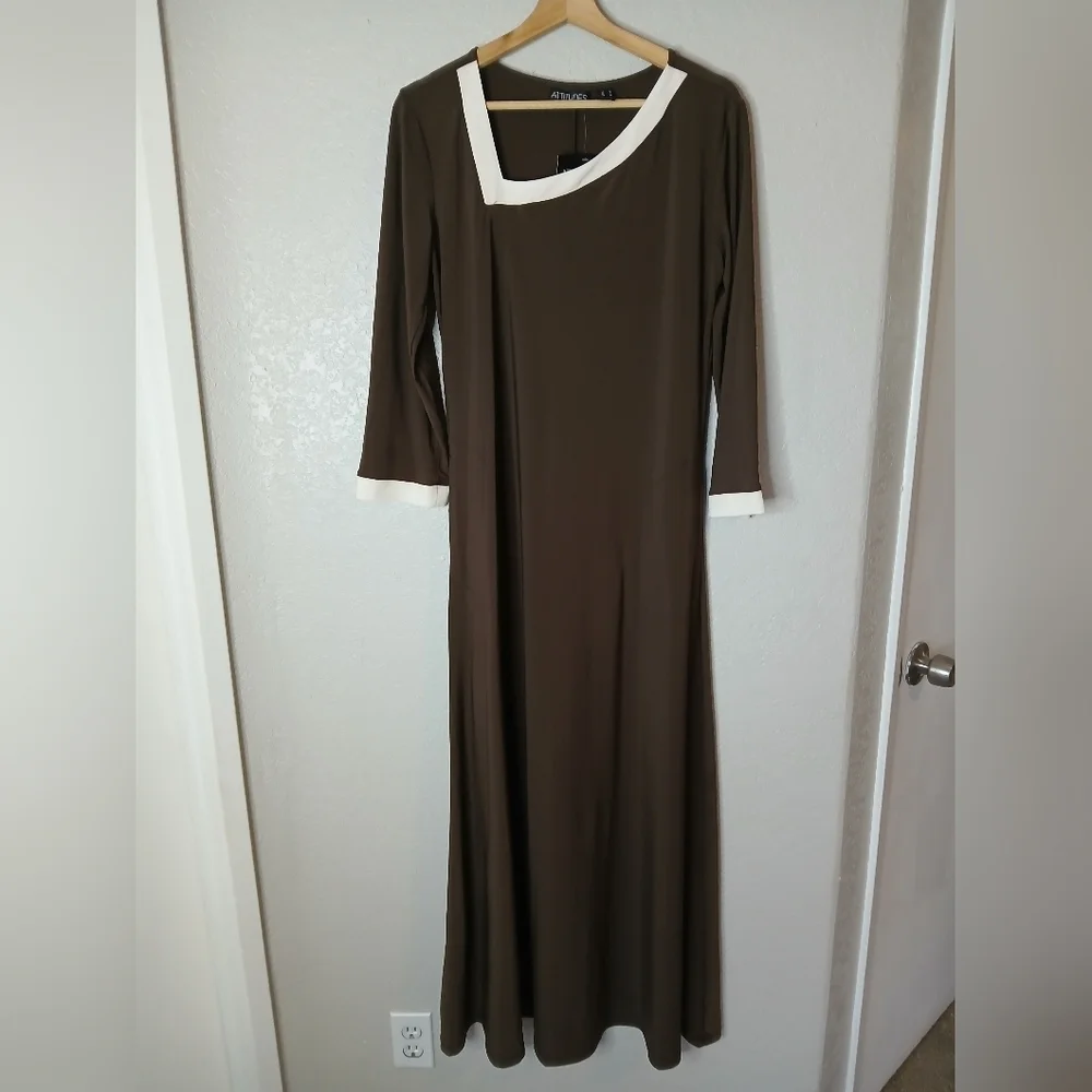 NWT Attitudes by Renee Brown & White Long Sleeve Asymmetrical Maxi Dress Small - Picture 1 of 5